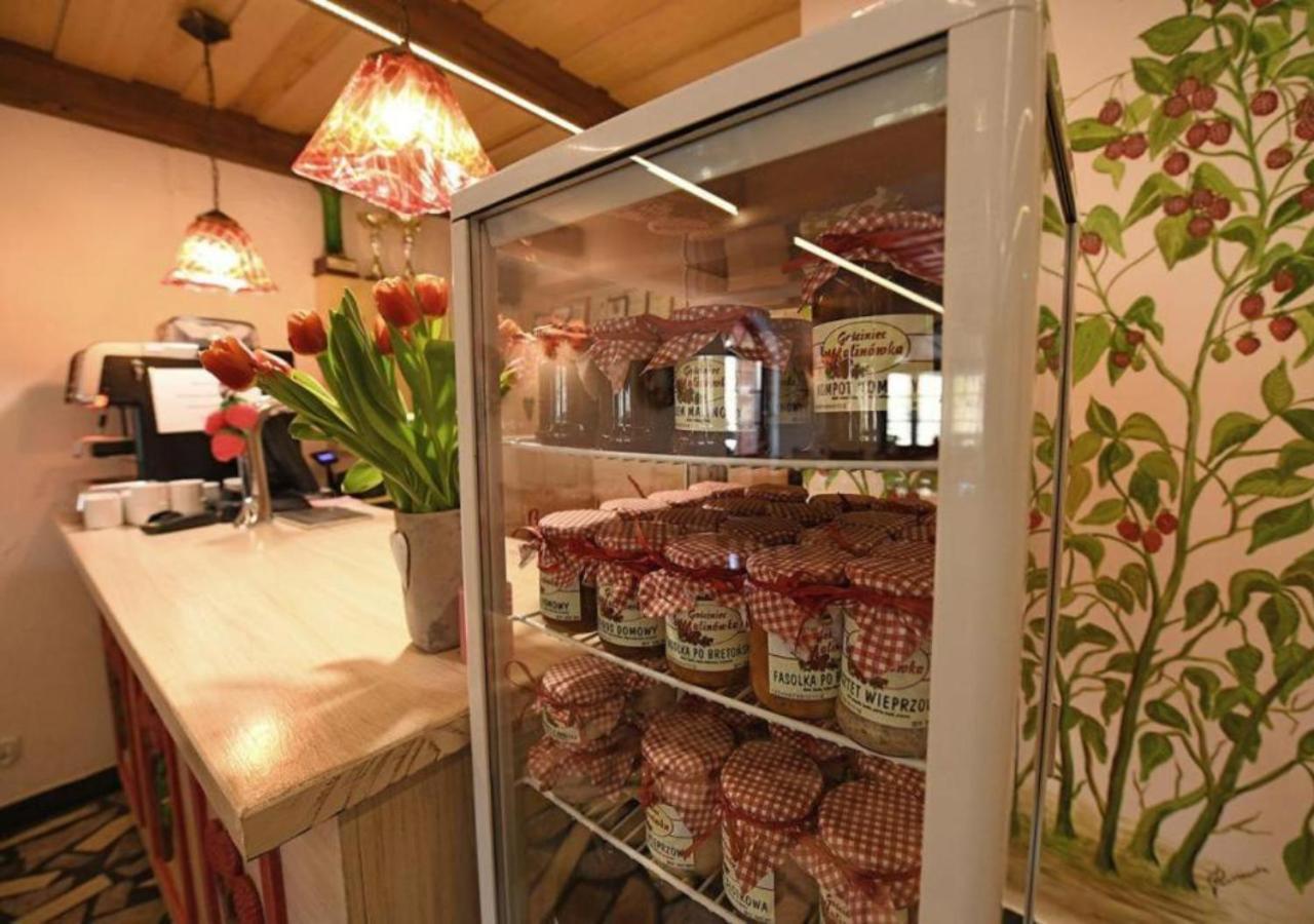 Gosciniec Malinowka Bed & Breakfast Krzeszna Ngoại thất bức ảnh