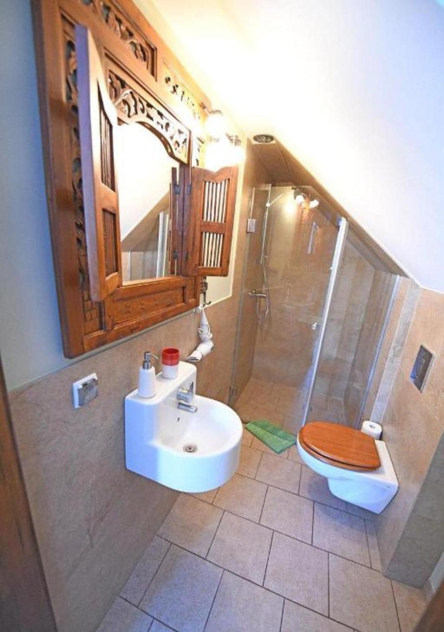 Gosciniec Malinowka Bed & Breakfast Krzeszna Ngoại thất bức ảnh